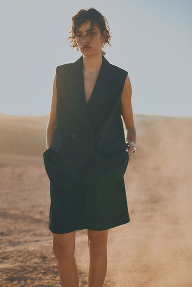 Image 46: Selected-linen